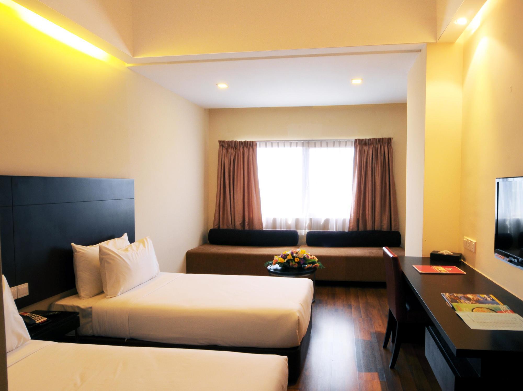 Hotel Sentral Riverview Melaka Exterior photo