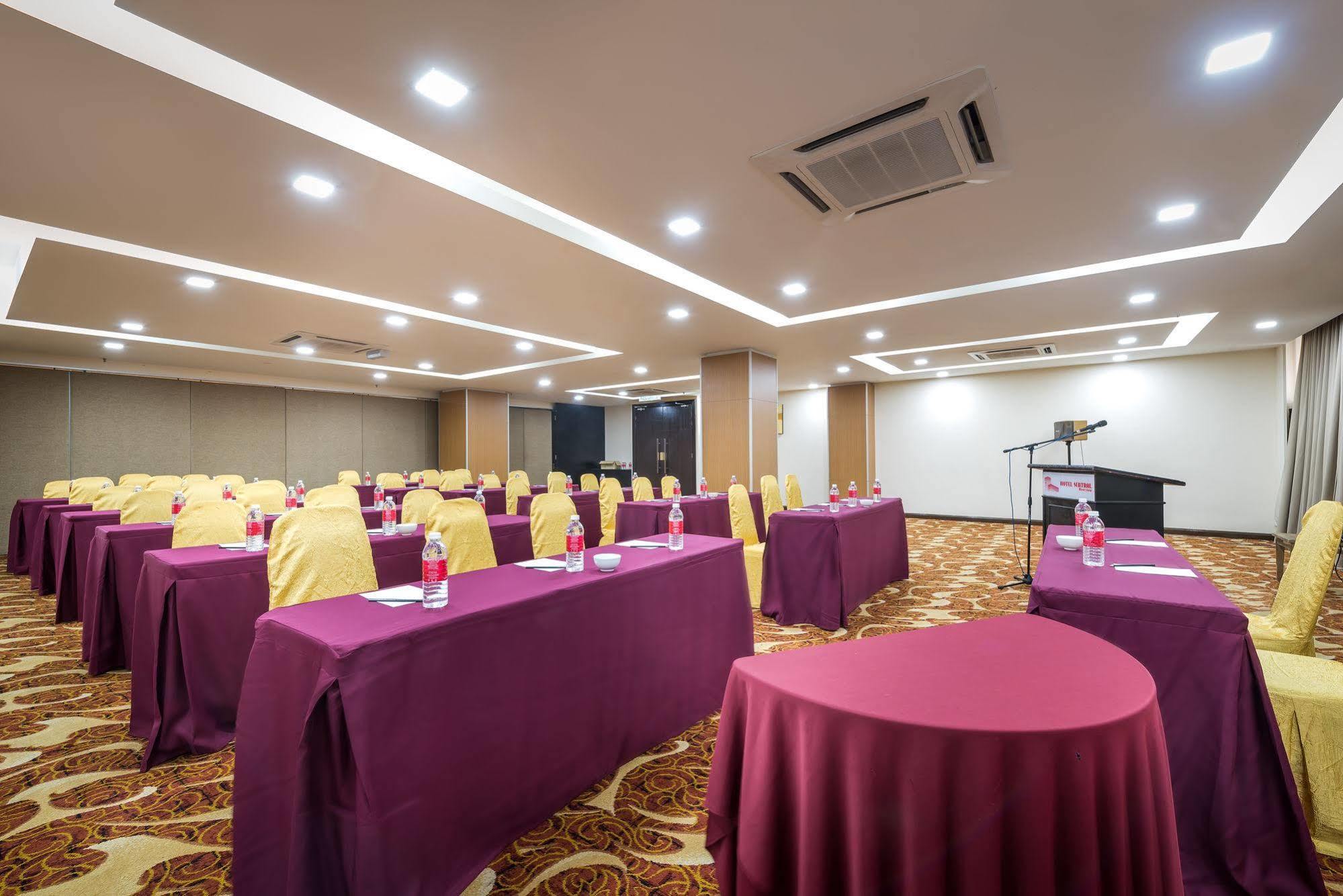 Hotel Sentral Riverview Melaka Exterior photo